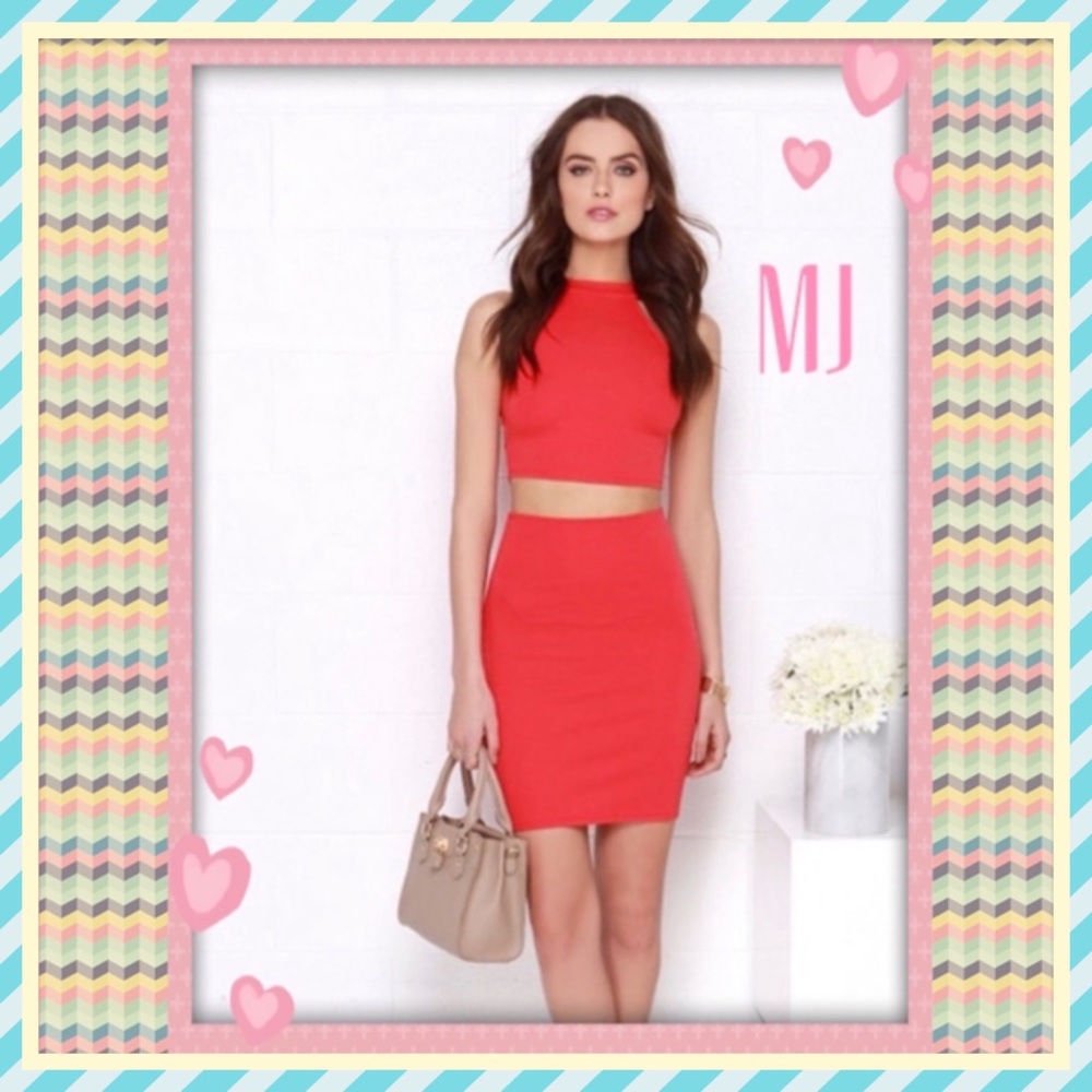 💕New 2piece skirt set 💕